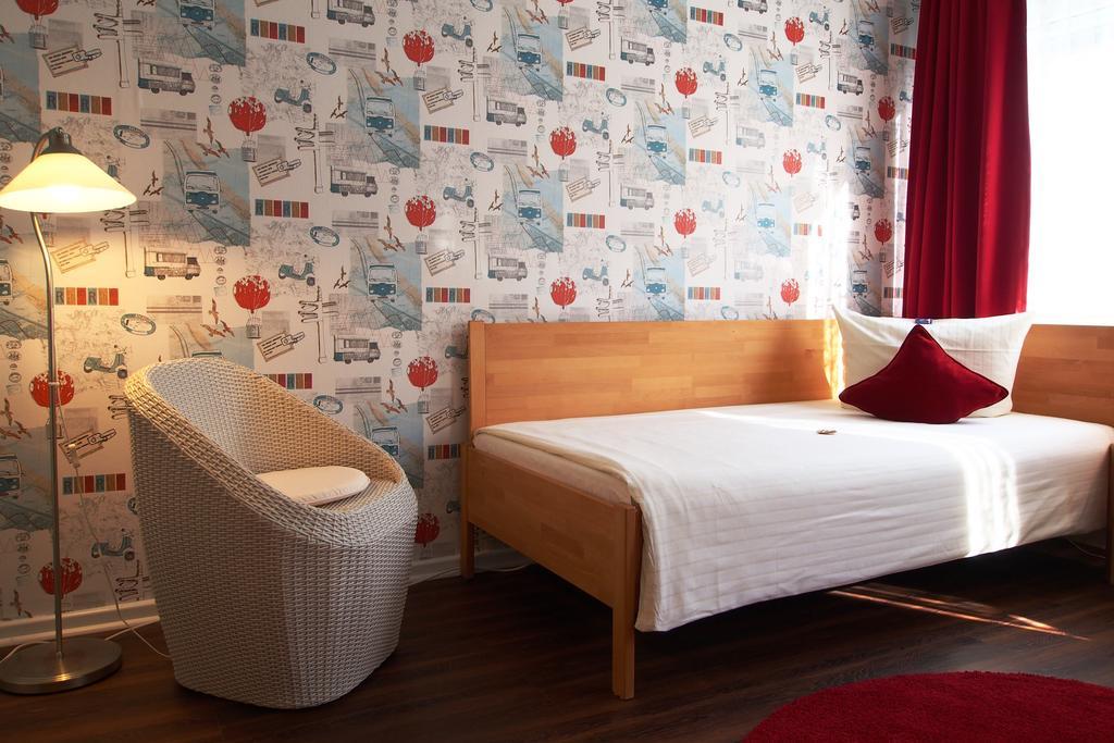 Gasthaus Hotel Brémai repülőtér Kültér fotó