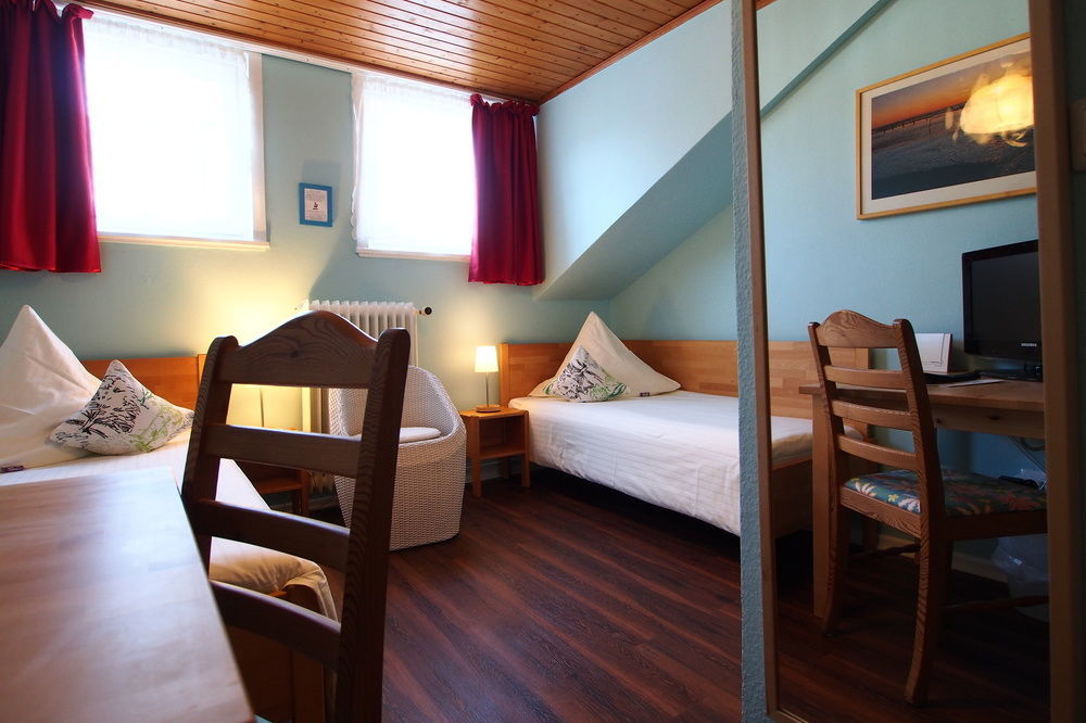 Gasthaus Hotel Brémai repülőtér Kültér fotó